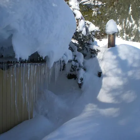 Hexahuesle Lägenhet Wald am Arlberg