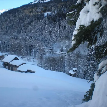 Hexahuesle Wald am Arlberg